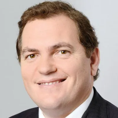 Le ministre des transports visé par une enquête 