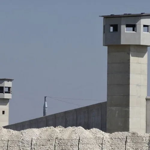 12h – La prison de Vendin le Vieil, pour accueillir les 100 plus gros narcotrafiquants ? 