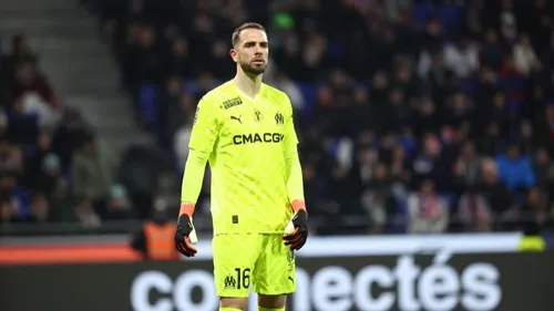 Le RC Lens annule l'arrivée de Pau Lopez