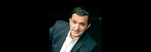 Gagnez le livre de Farid Abdelkrim avec Mona FM