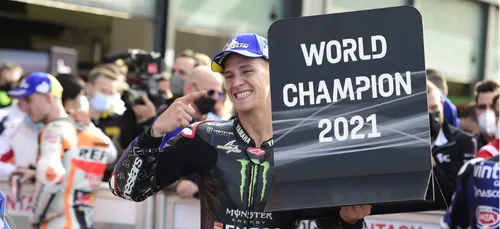 Fabio Quartararo est devenu ce week-end le 1er français champion du...