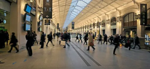 Gare Saint-Lazare à Paris : La sûreté ferroviaire ouvre le feu sur...