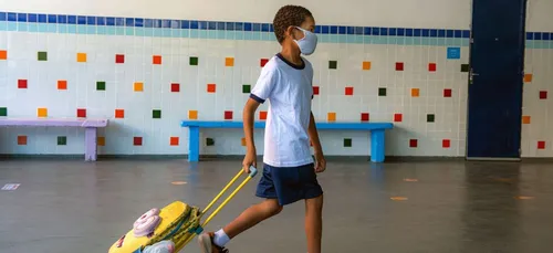 Le retour du masque pour les écoliers du Nord