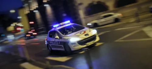 Un policier blessé à l'arme blanche