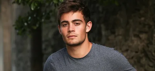 Clément Rémiens annonce son départ du feuilleton de TF1 "Ici tout...