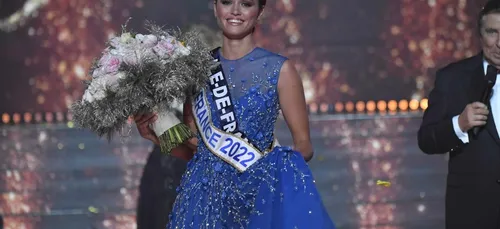 Miss France 2022 est Diane Leyre, Miss Île-de-France