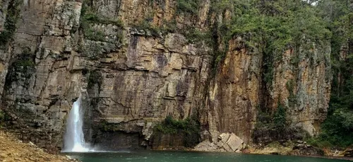 BRESIL: 7 personnes sont mortes et 32 ont été blessées par la chute...