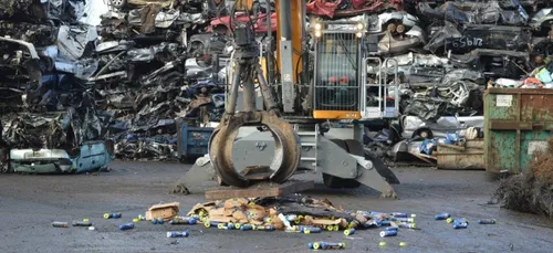 Des bonbonnes de protoxyde d'azote saisies