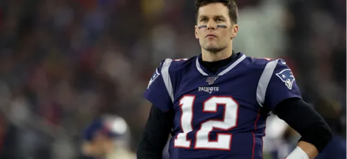 Le champion Tom Brady arrête sa carrière
