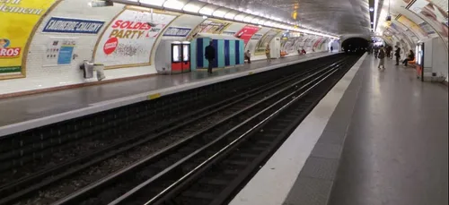 La station de métro Faidherbe-Chaligny fermée aux utilisateurs...