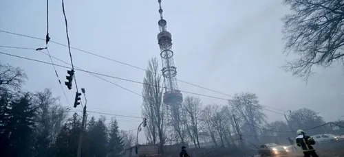 Cinq personnes tuées et cinq blessées dans une frappe russe contre...