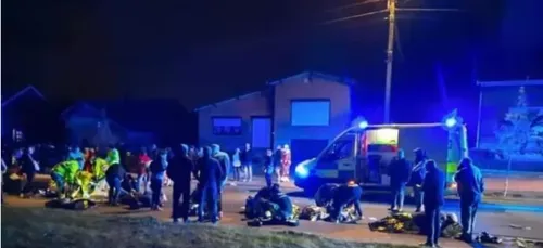 Belgique : Une voiture fonce dans la foule au carnaval, au moins...