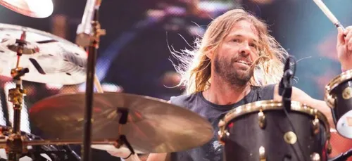 Le batteur des Foo Fighters, Taylor Hawkins, est mort cette nuit