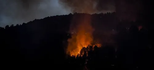Un méga feu s'est déclaré dans le Gard