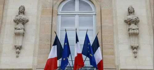 Les français et les élus appelés à se rassembler à 12h devant leur...