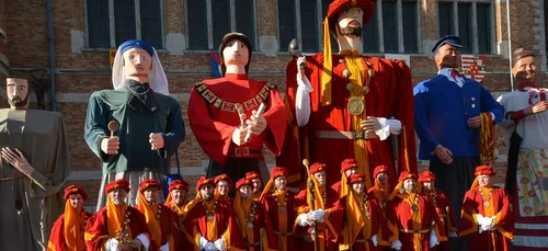 Mona FM partenaire de la Fête historique des Louches à Comines