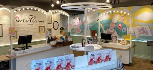 Van Den Casteele recrute