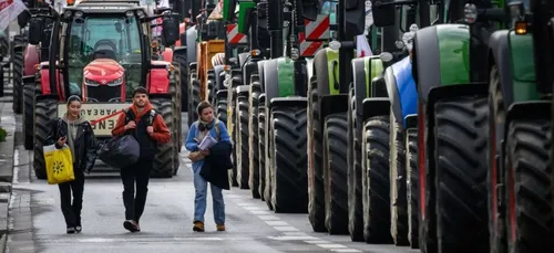 La mobilisation des agriculteurs prend de l'ampleur