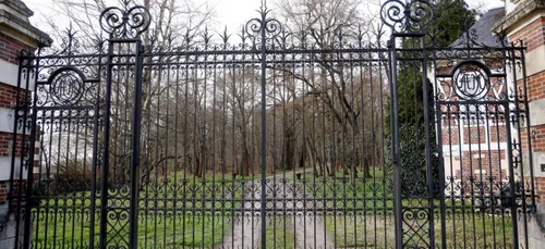 72 armes à feu saisies dans la propriété d'Alain Delon