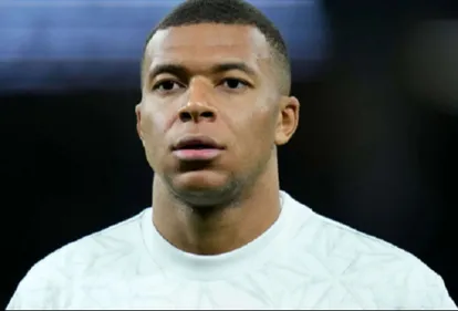 Le nom de Kylian MBappé cité par la presse suédoise, dans une...