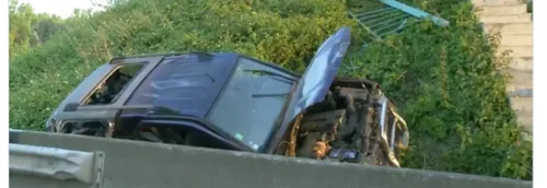 Il avait chuté d'un pont au dessus de l'A25 à Steenwerck... il est...