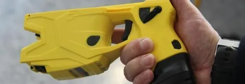 Le pistolet à impulsion électrique va remplacer la technique...