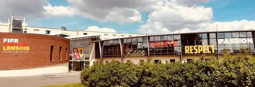 Le centre de formation du Racing Club de Lens est parmi les...