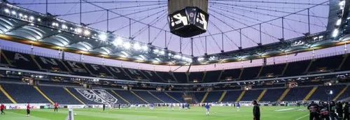 L'Allemagne interdit le public dans ses stades jusqu'à la fin de...