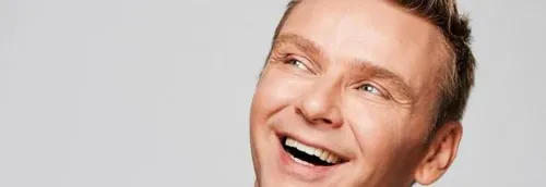 Jeanfi Janssens ne reporte pas son spectacle le 14 octobre mais...