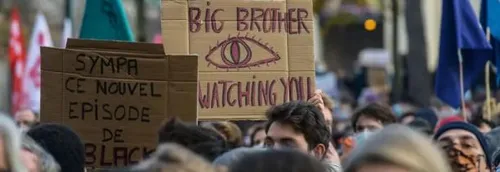 Loi "sécurité globale" : Christophe Castaner annonce que l'article...