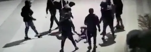 Yuriy : Il avait un tournevis sur lui et sa mère fait l'objet d'une...