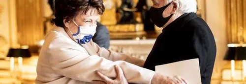 Roselyne Bachelot annonce être positive au Covid-19