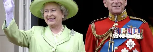 La reine Elizabeth aurait refusé que son époux soit transporté à...