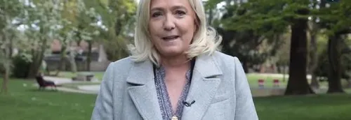 Marine Le Pen candidate aux élections départementales dans le Pas...