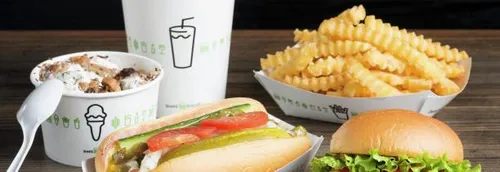 Covid-19 : Le maire de New York offre des frites aux personnes...