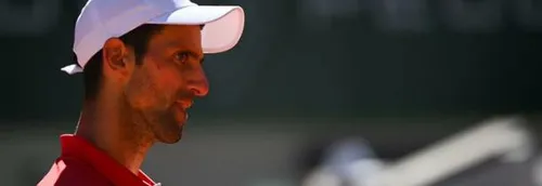 Le numéro 1 mondial Djokovic remporte Roland Garros