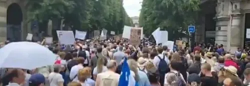 Lille Les Antivax étaient à Lille et dans la rue ce samedi
