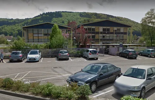 Fermeture du collège au Val-d'Ajol : un mois après, la colère...