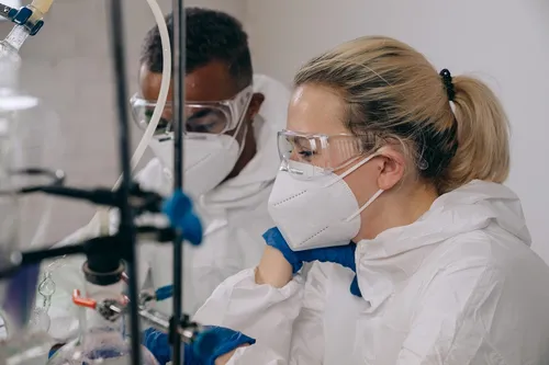 Les biologistes décident de ne plus transmettre les résultats des...