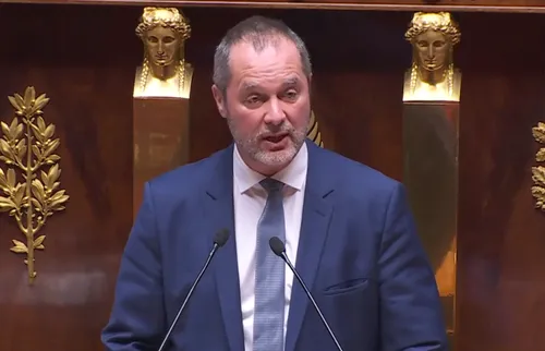 Réforme des retraites : la bataille parlementaire s'ouvre ce lundi,...