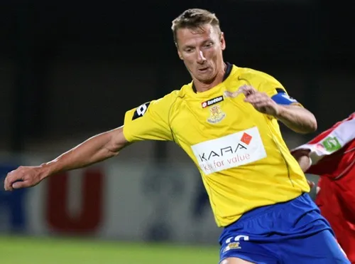 18 mois de prison ferme pour Tony Vairelles, l'ancien joueur de...