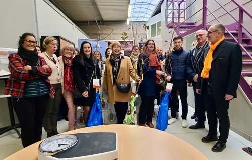 Près de 150 kilos de téléphones récoltés grâce à Orange et Face...