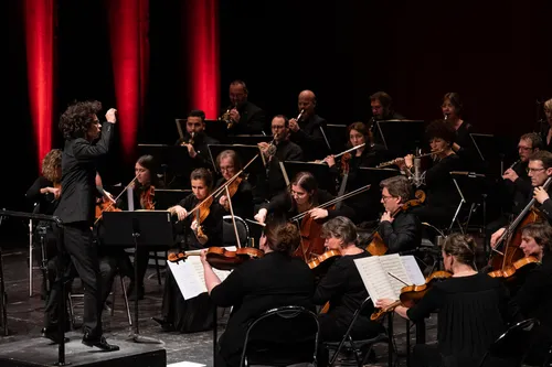 Deux artistes en lien avec Épinal récompensés aux Victoires de la...