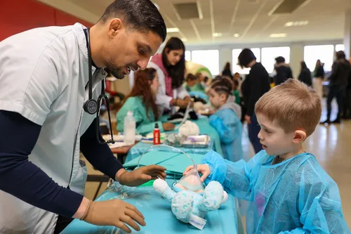 Vandoeuvre : La Fac de Médecine accueille 600 enfants et leurs...