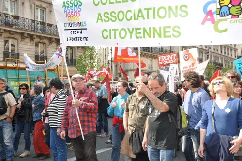"Allons-nous crever en silence" : le monde associatif se soulève ce...